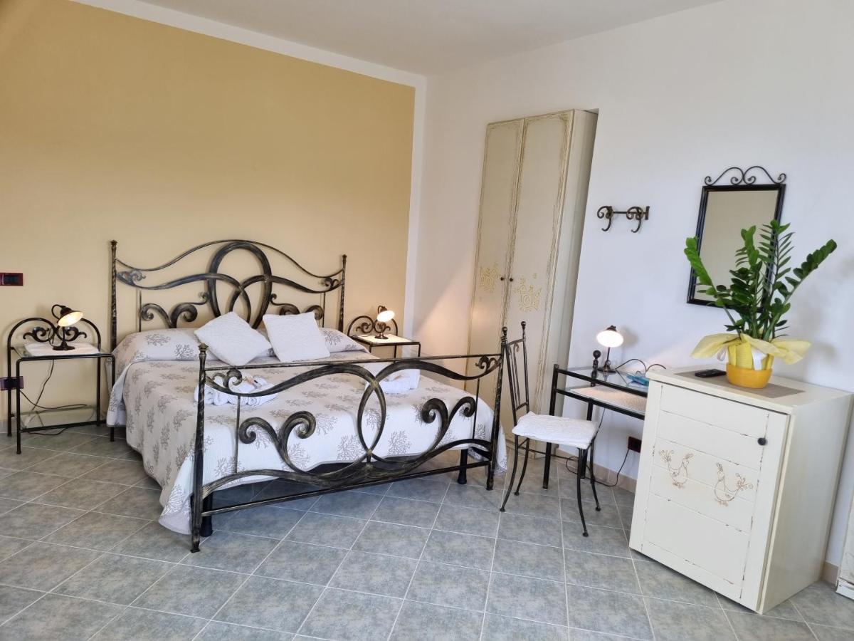 Agriturismo Finagliosu Palmadula Екстер'єр фото