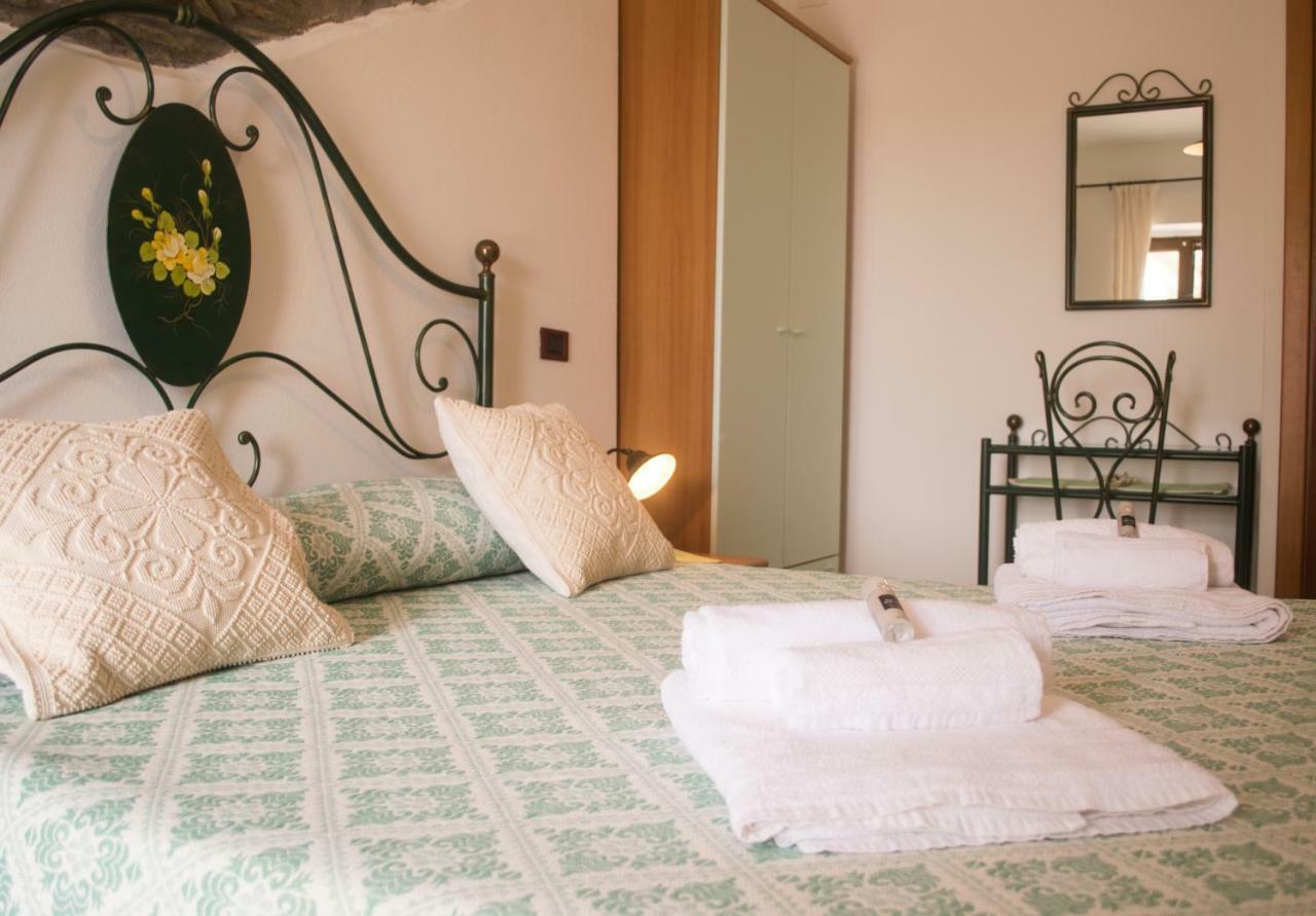 Agriturismo Finagliosu Palmadula Екстер'єр фото